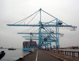 PORTAL CRANE
